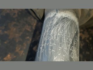 bontott TOYOTA YARIS Jobb első Gólyaláb (Lengécsillapító, Rugó)