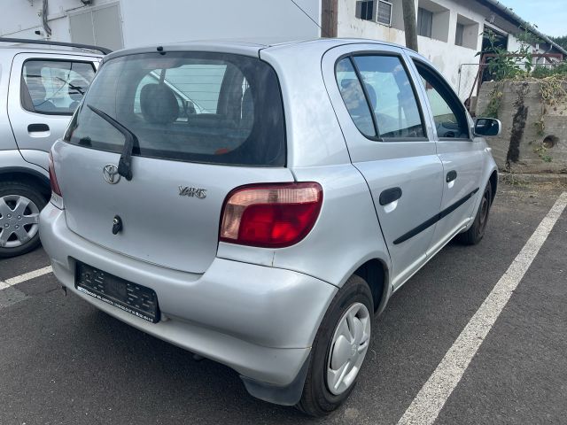 bontott TOYOTA YARIS Jobb első Lengéscsillapító