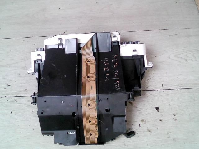 bontott TOYOTA YARIS Kilométeróra