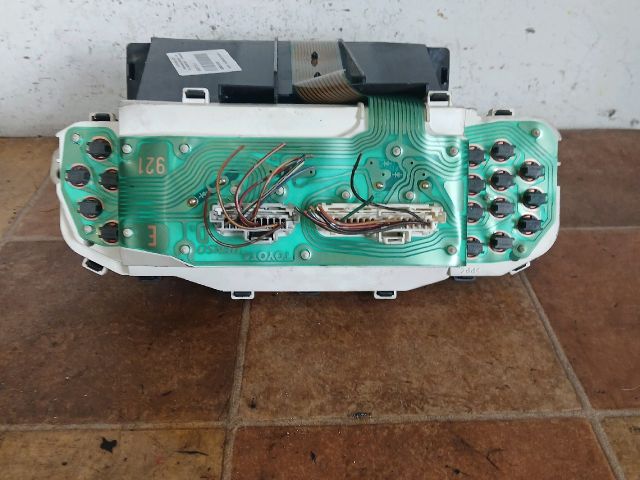 bontott TOYOTA YARIS Kilométeróra