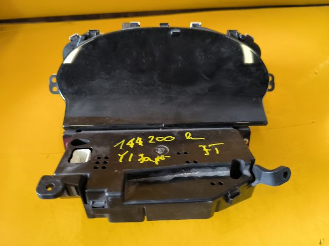 bontott TOYOTA YARIS Kilométeróra