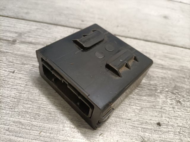 bontott TOYOTA YARIS Klíma Relé