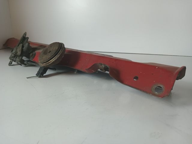 bontott TOYOTA YARIS Komplett Homlokfal (Részeivel)