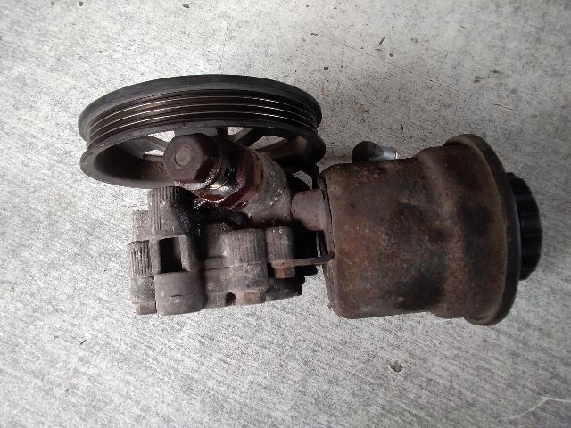 bontott TOYOTA YARIS Kormányszervó Motor (Hidraulikus)