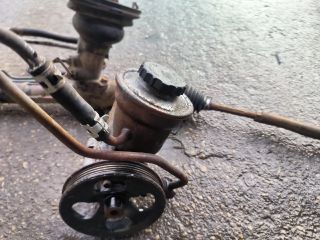 bontott TOYOTA YARIS Kormányszervó Motor (Hidraulikus)