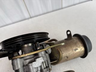 bontott TOYOTA YARIS Kormányszervó Motor (Hidraulikus)