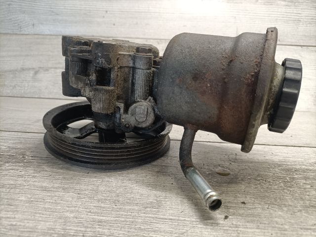 bontott TOYOTA YARIS Kormányszervó Motor (Hidraulikus)