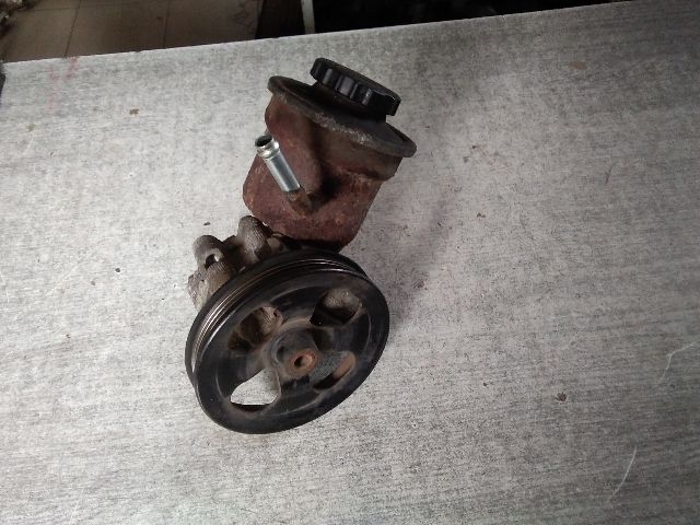 bontott TOYOTA YARIS Kormányszervó Motor (Hidraulikus)