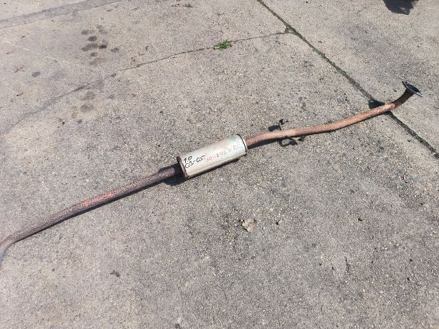 bontott TOYOTA YARIS Középső Kipufogó Cső