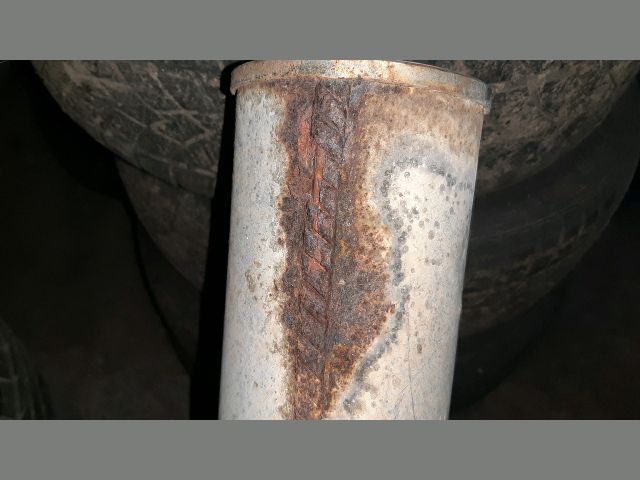 bontott TOYOTA YARIS Középső Kipufogó Dob