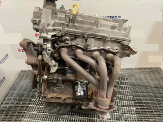 bontott TOYOTA YARIS Motor (Fűzött blokk hengerfejjel)