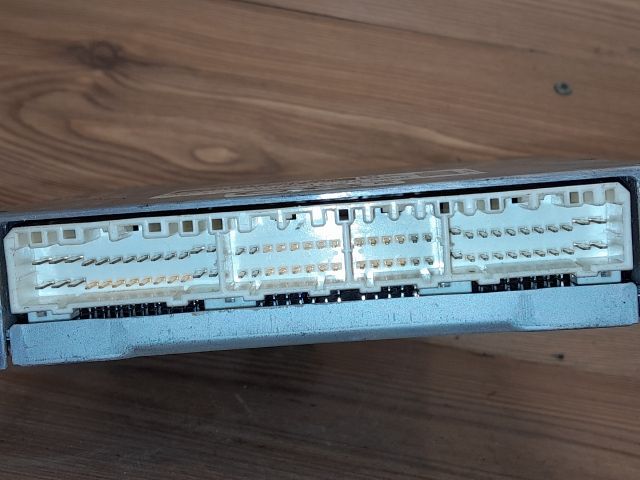 bontott TOYOTA YARIS Motorvezérlő