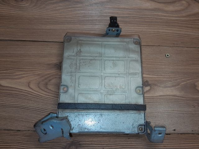 bontott TOYOTA YARIS Motorvezérlő