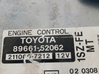 bontott TOYOTA YARIS Motorvezérlő