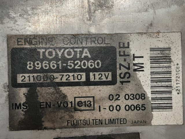 bontott TOYOTA YARIS Motorvezérlő