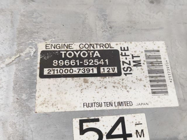 bontott TOYOTA YARIS Motorvezérlő