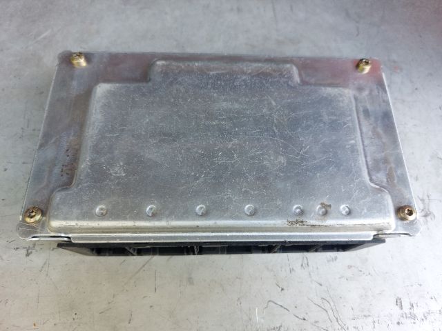 bontott TOYOTA YARIS Motorvezérlő