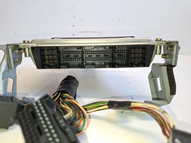 bontott TOYOTA YARIS Motorvezérlő