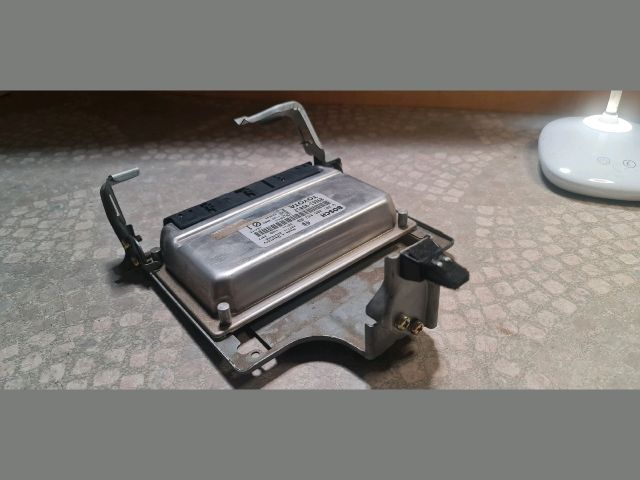 bontott TOYOTA YARIS Motorvezérlő