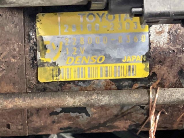 bontott TOYOTA YARIS Önindító