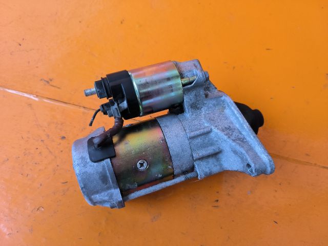 bontott TOYOTA YARIS Önindító