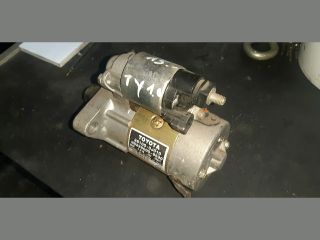 bontott TOYOTA YARIS Önindító