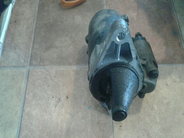 bontott TOYOTA YARIS Önindító