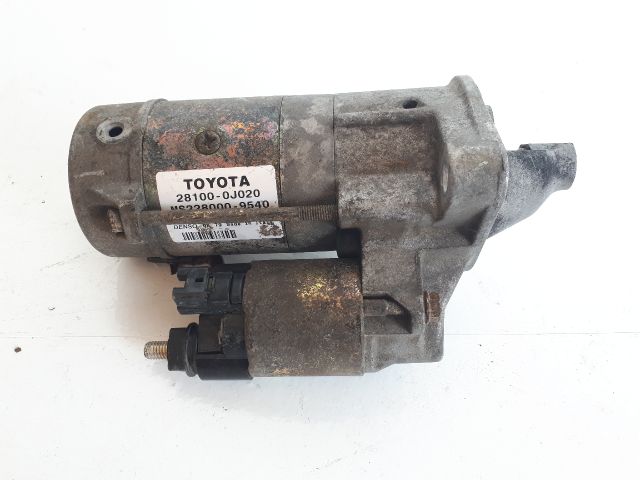 bontott TOYOTA YARIS Önindító