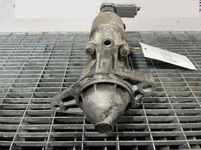 bontott TOYOTA YARIS Önindító