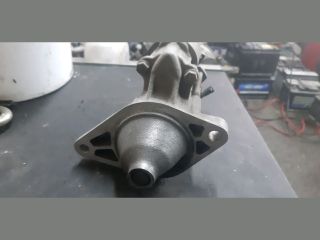 bontott TOYOTA YARIS Önindító