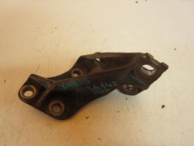 bontott TOYOTA YARIS Szervó Tartó Bak (Magában)