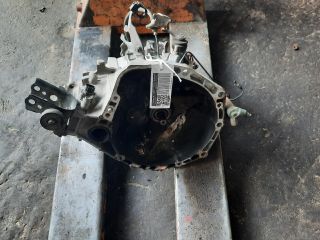 bontott TOYOTA YARIS Váltó (Mechanikus)