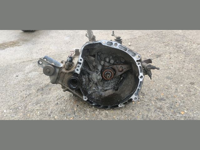 bontott TOYOTA YARIS Váltó (Mechanikus)