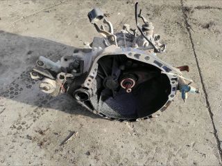 bontott TOYOTA YARIS Váltó (Mechanikus)