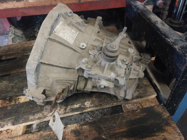 bontott TOYOTA YARIS Váltó (Mechanikus)