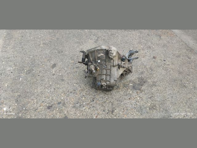 bontott TOYOTA YARIS Váltó (Mechanikus)