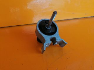 bontott TOYOTA YARIS Váltó Tartó Bak (Pozíciófüggetlen)