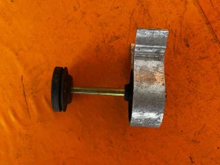 bontott TOYOTA YARIS Váltó Tartó Bak (Pozíciófüggetlen)