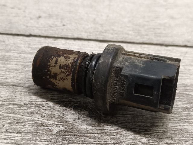 bontott TOYOTA YARIS Vezérműtengely Fordulatszám Jeladó