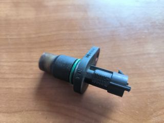 bontott TOYOTA YARIS Vezérműtengely Fordulatszám Jeladó