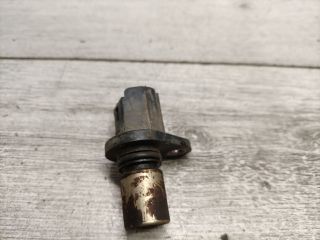 bontott TOYOTA YARIS Vezérműtengely Fordulatszám Jeladó