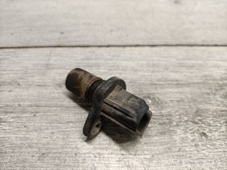 bontott TOYOTA YARIS Vezérműtengely Fordulatszám Jeladó