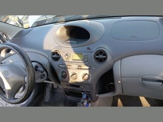 bontott TOYOTA YARIS Vízhűtő Radiátor (Klímás)