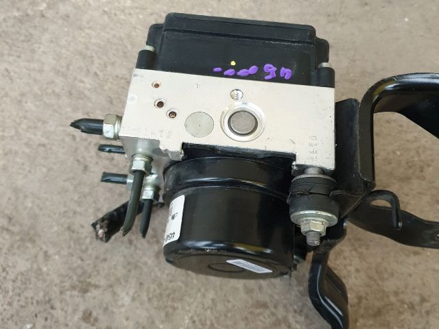 bontott TOYOTA YARIS ABS Kocka