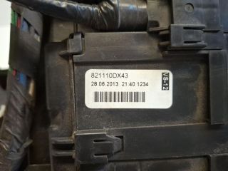 bontott TOYOTA YARIS Biztosítéktábla Motortér