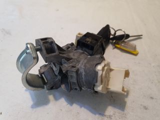 bontott TOYOTA YARIS Gyújtáskapcsoló Házzal