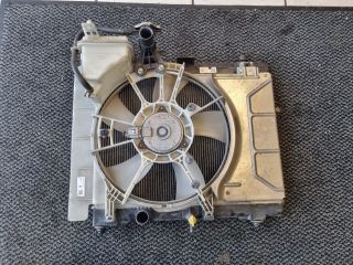 bontott TOYOTA YARIS Hűtő Ventilátor(ok), Radiátor(ok) Szett