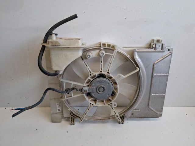 bontott TOYOTA YARIS Hűtőventilátor