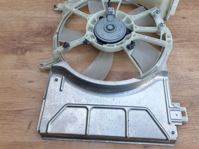 bontott TOYOTA YARIS Hűtőventilátor