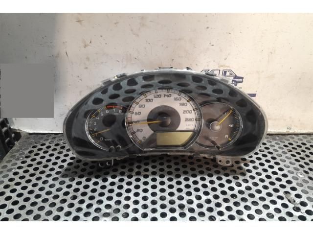 bontott TOYOTA YARIS Kilométeróra